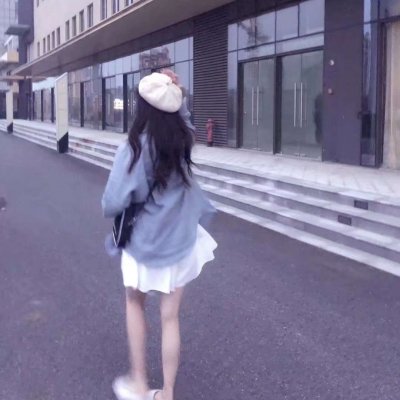 qq背影头像女生唯美伤感2019  我终于浪够了你也离去了_9