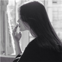 创意个性黑白女生头像 语多难寄反无词