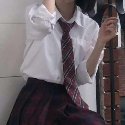 女学生头像小清新可爱 学院风班服女生图片